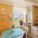 Arctic Waves Cottage, Haukland Дом отдыха Лекнес