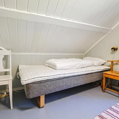 בית נופש Arctic Waves Cottage, Haukland
