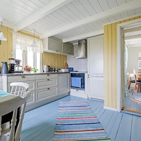 Arctic Waves Cottage, Haukland