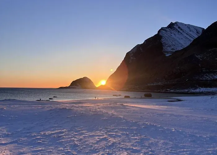 בית נופש Arctic Waves Cottage, Haukland לקנס