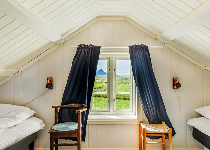 Arctic Waves Cottage, Haukland