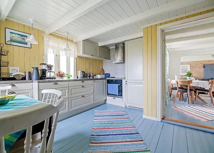 Arctic Waves Cottage, Haukland
