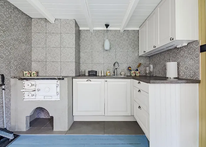 בית נופש Arctic Waves Cottage, Haukland לקנס
